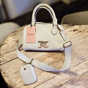 NWT Juicy Couture White Satchel/Crossbody Gold Logo and Pouch 9x6x5 Retail 79.00